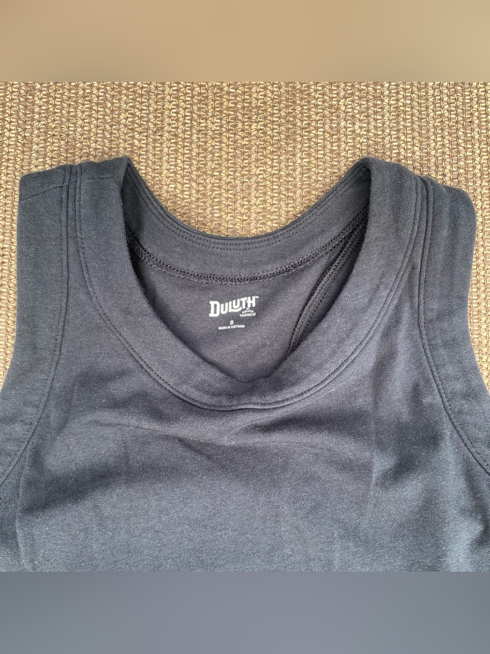 Duluth Trading Co No-Yank Racerback Built-In Shelf Bra Tank Top Small Black